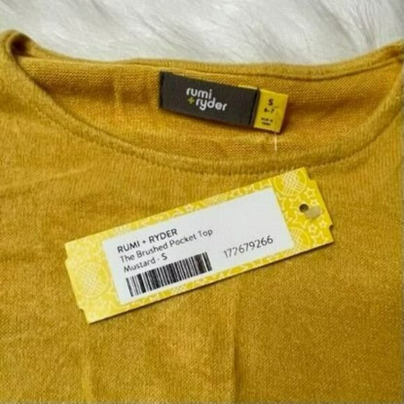 Rumi + Ryder Brushed Pocket Top Sweater Mustard Girls Small 6-7 NWT - Picture 3 of 3